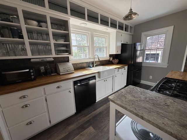 1193 Cornell Road, Muskegon, MI 49441