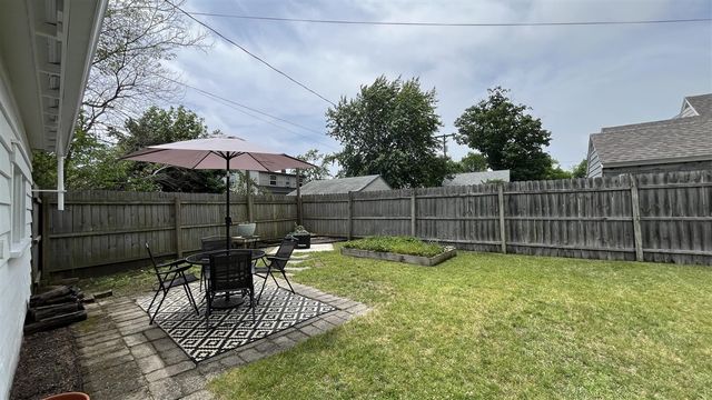 1193 Cornell Road, Muskegon, MI 49441