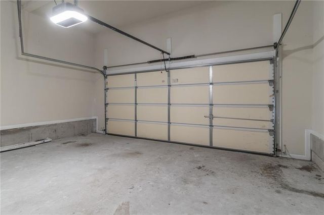 206 Sawtooth Court, Canton, GA 30114