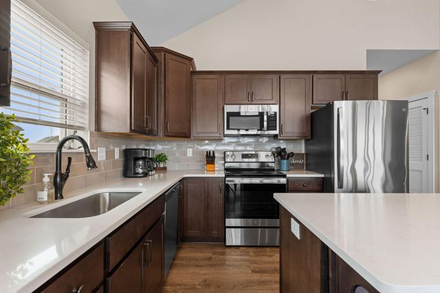 294 Settlers Cove, Kimberling City, MO 65686
