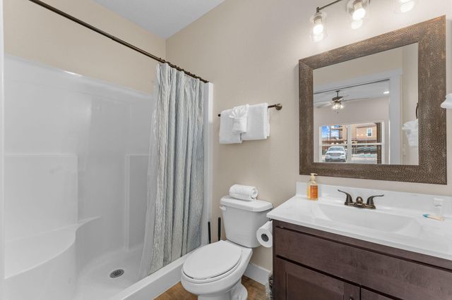 294 Settlers Cove, Kimberling City, MO 65686