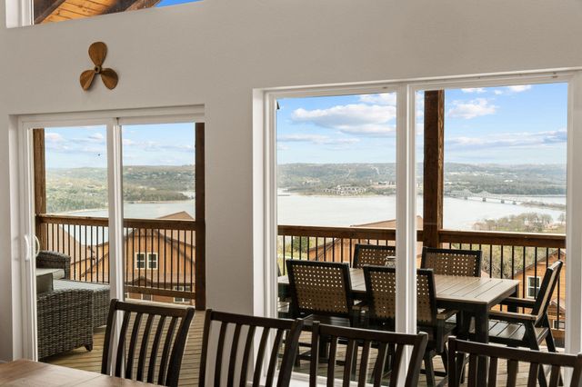 294 Settlers Cove, Kimberling City, MO 65686