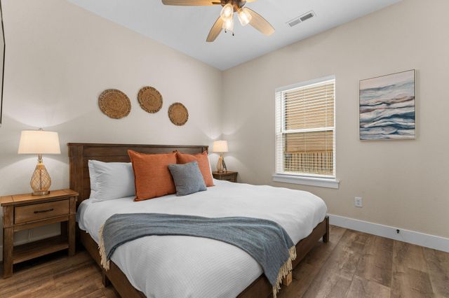 294 Settlers Cove, Kimberling City, MO 65686