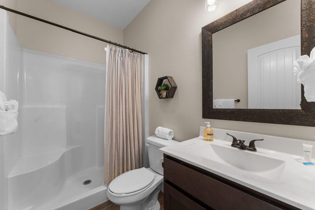 294 Settlers Cove, Kimberling City, MO 65686