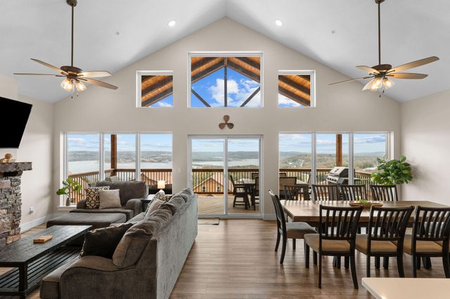 294 Settlers Cove, Kimberling City, MO 65686