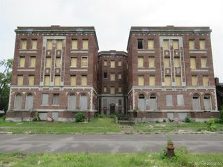 2987 GLADSTONE Street, Detroit, MI 48206