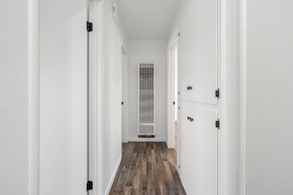 Image 17 of property listing at 4312 W Dorothea Avenue, Visalia, CA 93277