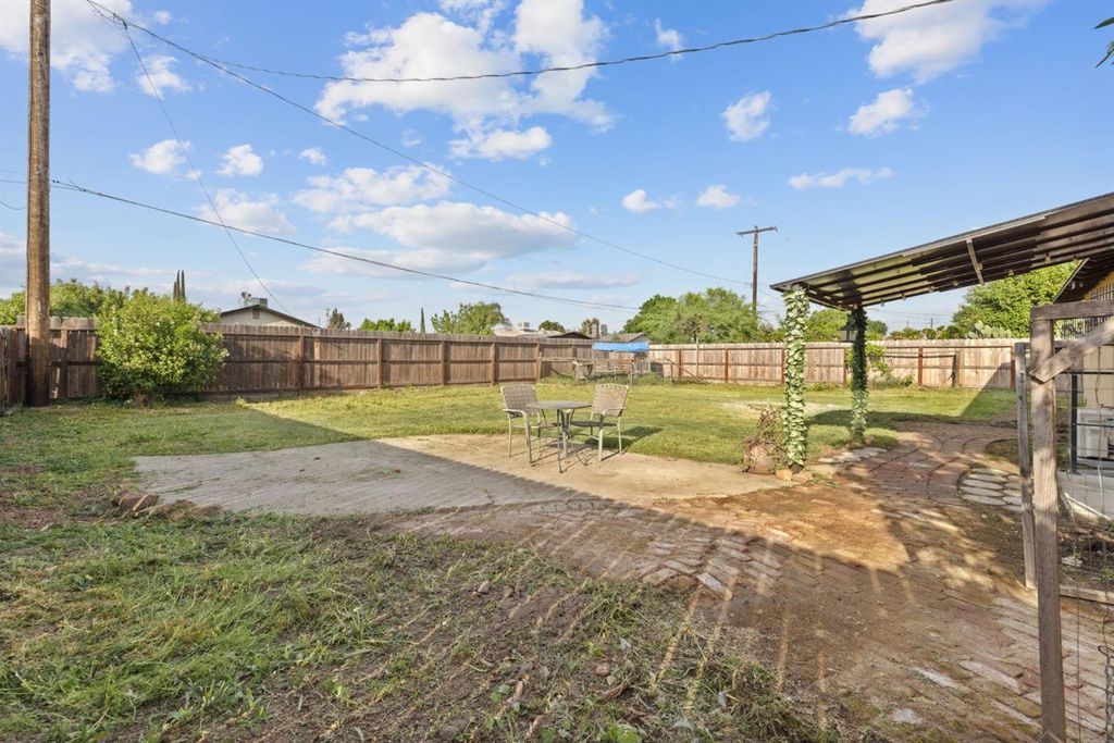 Image 29 of property listing at 4312 W Dorothea Avenue, Visalia, CA 93277