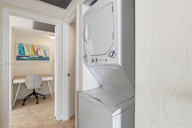 2030 S Ocean Dr 1820, Hallandale Beach, FL 33009