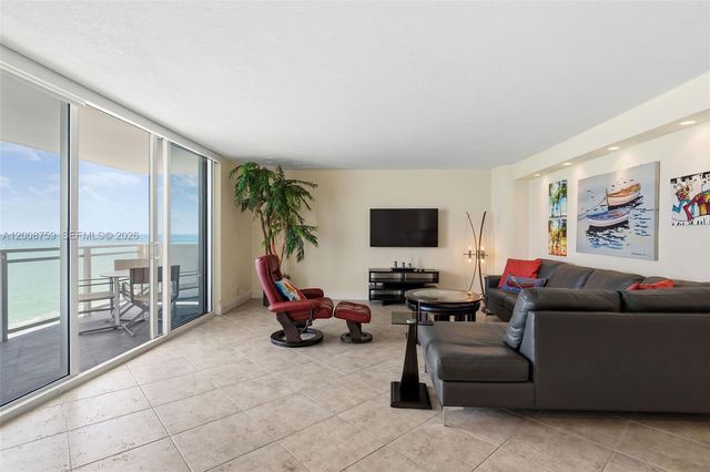 2030 S Ocean Dr 1820, Hallandale Beach, FL 33009