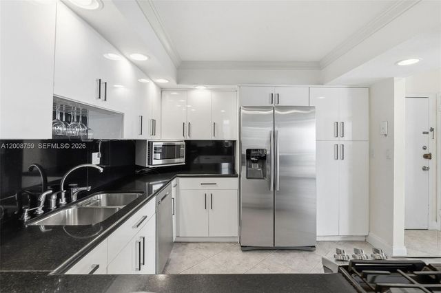 2030 S Ocean Dr 1820, Hallandale Beach, FL 33009