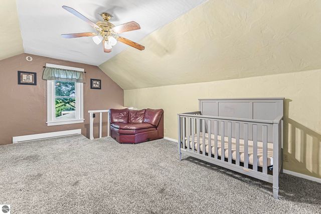 11470 S 39 Road, Cadillac, MI 49601