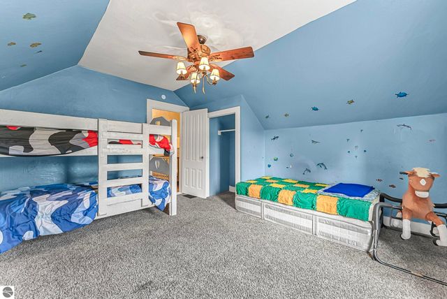 11470 S 39 Road, Cadillac, MI 49601