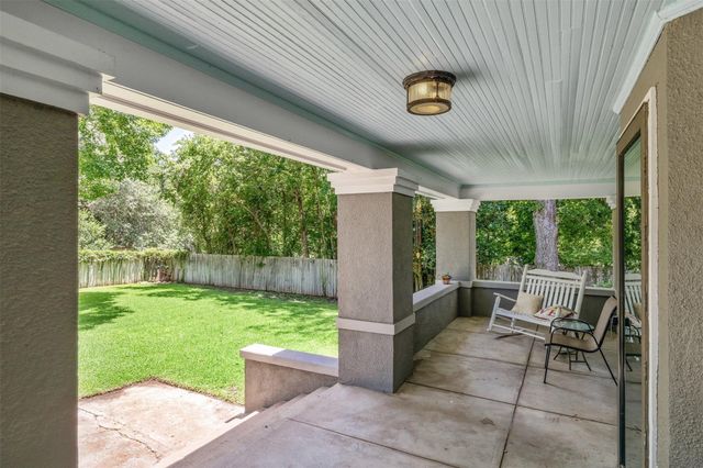 1004 Mitchell Street, Gonzales, TX 78629