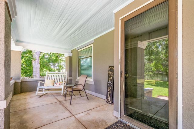 1004 Mitchell Street, Gonzales, TX 78629