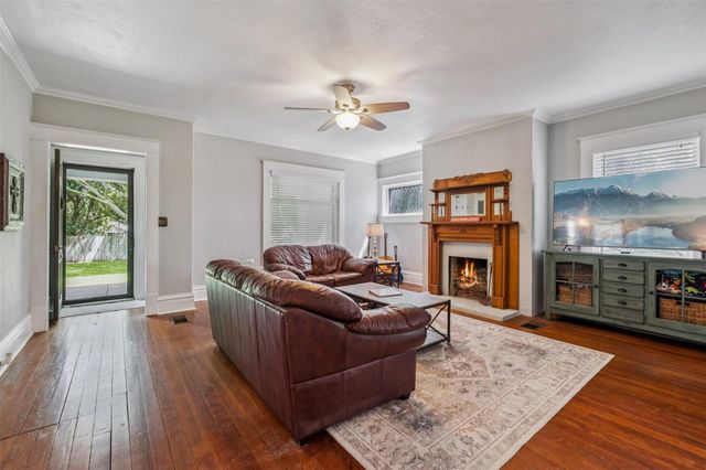 1004 Mitchell Street, Gonzales, TX 78629