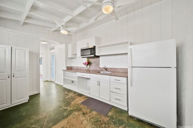 453 Ulupaina Street A, Kailua, HI 96734