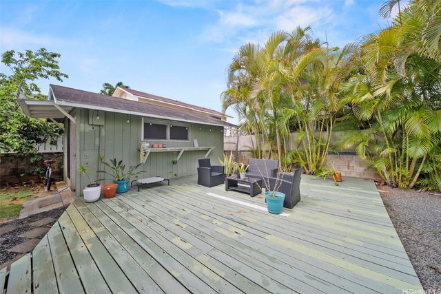 453 Ulupaina Street A, Kailua, HI 96734