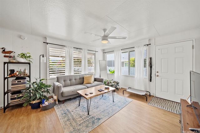 453 Ulupaina Street A, Kailua, HI 96734