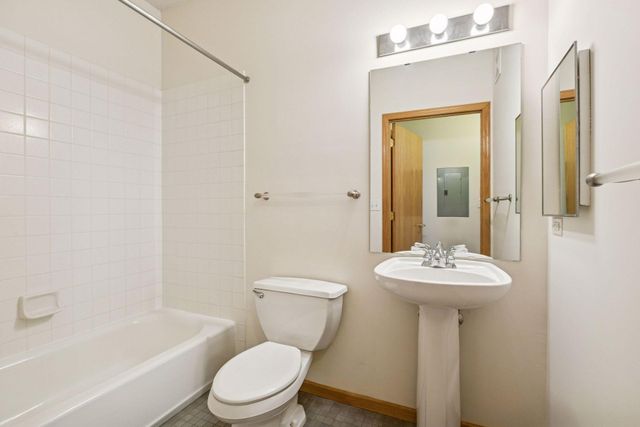 645 N 1st Street 306, Minneapolis, MN 55401