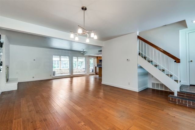 1210 Mcham Street, Irving, TX 75062