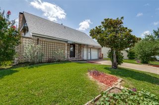 1210 Mcham Street, Irving, TX 75062