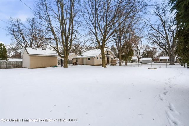 415 Winifred Avenue, Lansing, MI 48917