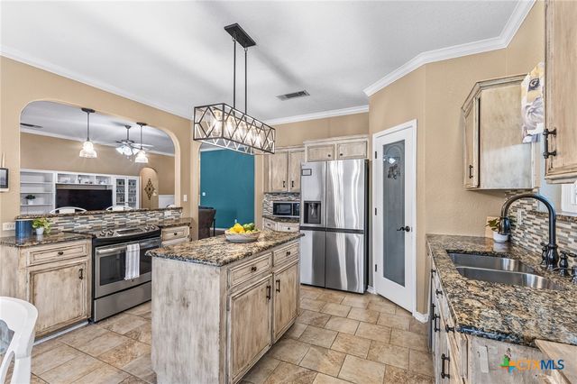 2115 Yak Trail, Harker Heights, TX 76548