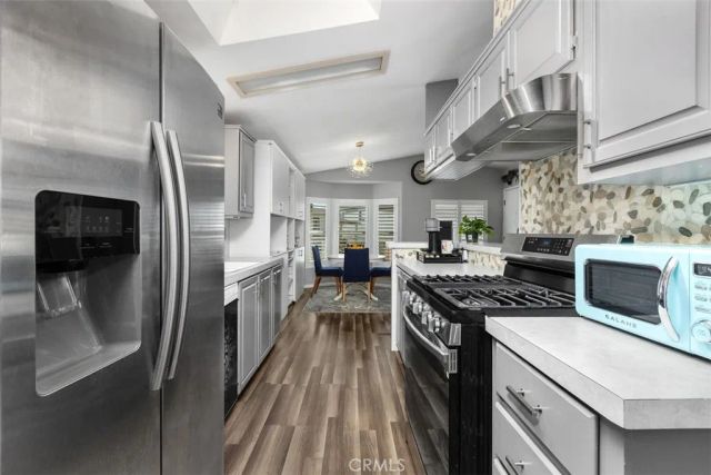 245 W Bobier Drive 33, Vista, CA 92083