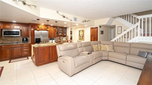 15905 SW 83rd Terrace, Miami, FL 33193