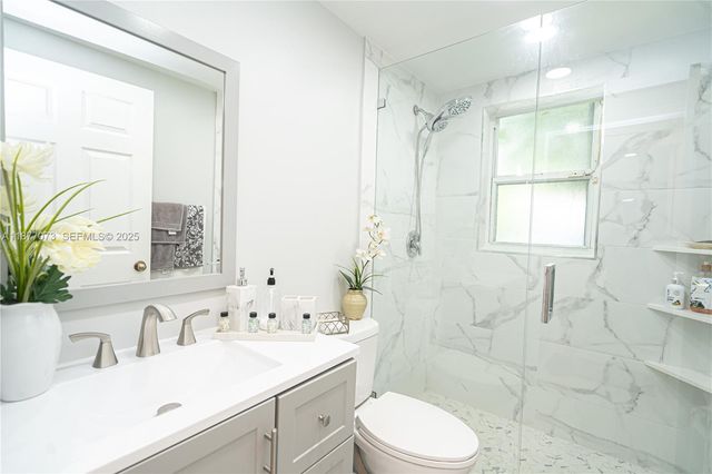 15905 SW 83rd Terrace, Miami, FL 33193