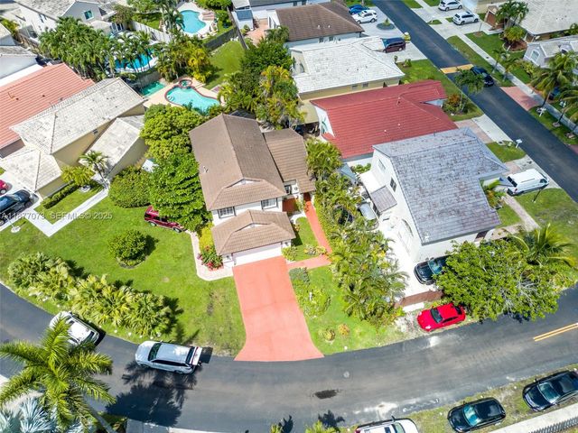 15905 SW 83rd Terrace, Miami, FL 33193
