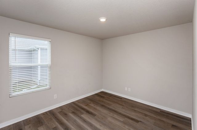 4944 Grandview Avenue, Des Moines, IA 50317