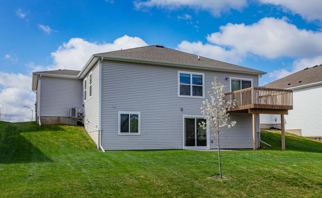 4944 Grandview Avenue, Des Moines, IA 50317