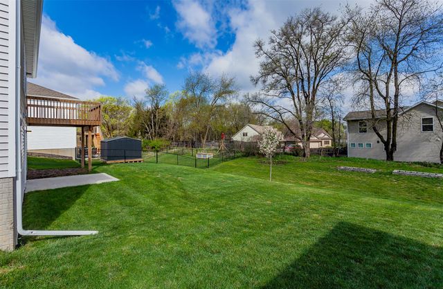 4944 Grandview Avenue, Des Moines, IA 50317