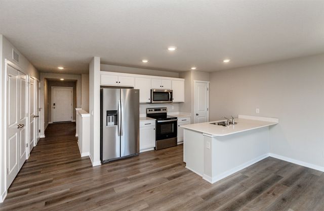 4944 Grandview Avenue, Des Moines, IA 50317