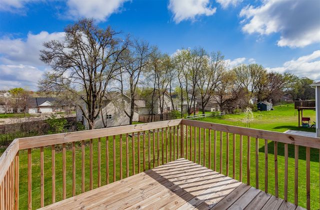 4944 Grandview Avenue, Des Moines, IA 50317