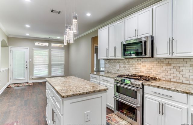 8603 Taylor Walk, Helotes, TX 78023