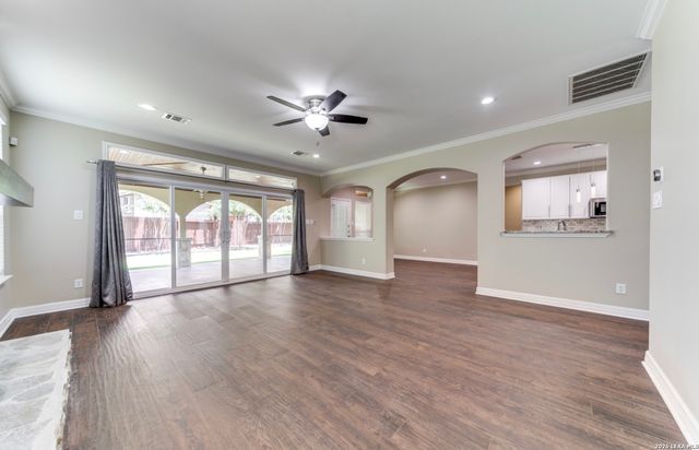 8603 Taylor Walk, Helotes, TX 78023