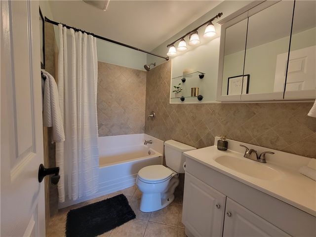 2005 Borland Rd, Scott Twp, PA 15243