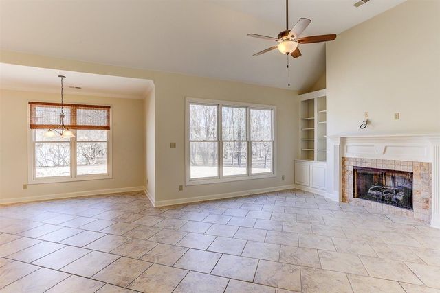 1690 TOTTY LN, Collierville, TN 38017