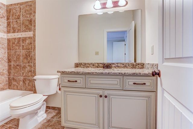 1690 TOTTY LN, Collierville, TN 38017