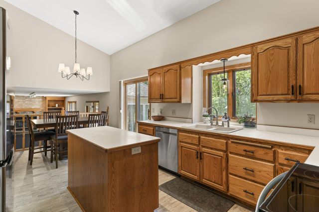11525 Pondview Court, Champlin, MN 55316