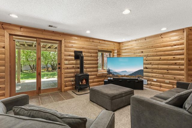 11525 Pondview Court, Champlin, MN 55316