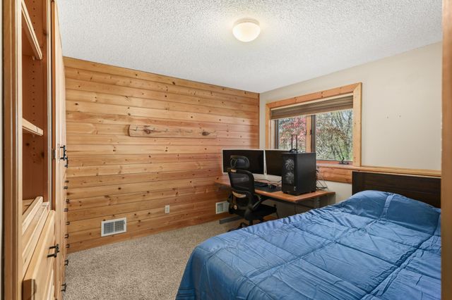 11525 Pondview Court, Champlin, MN 55316