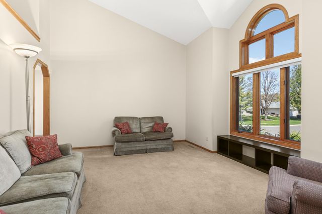11525 Pondview Court, Champlin, MN 55316