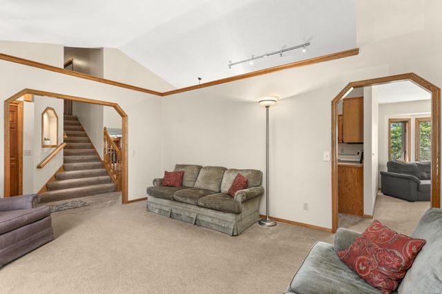 11525 Pondview Court, Champlin, MN 55316