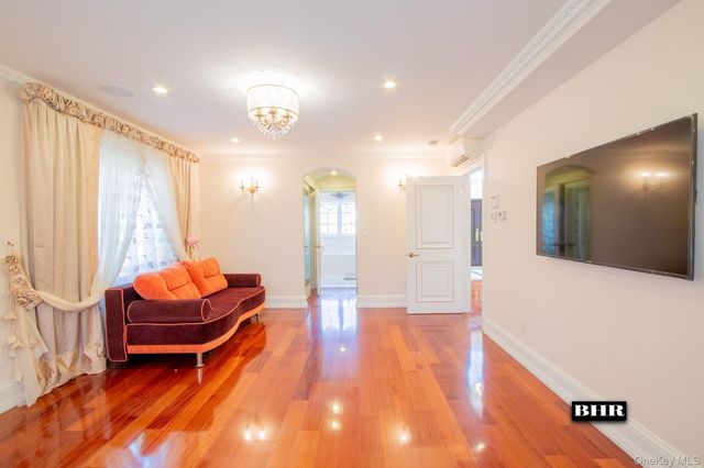 4094 Ocean Avenue, Brooklyn, NY 11235