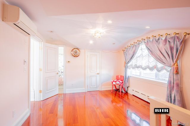 4094 Ocean Avenue, Brooklyn, NY 11235