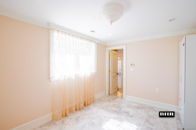4094 Ocean Avenue, Brooklyn, NY 11235